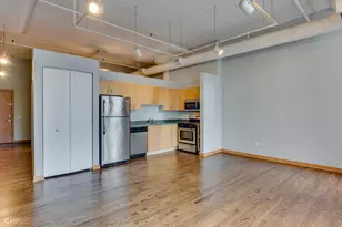 333 W Hubbard St, Chicago, IL 60654 - Photo 11