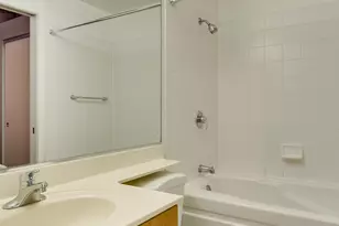 333 W Hubbard St, Chicago, IL 60654 - Photo 17