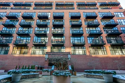 333 W Hubbard Street #412, Chicago, IL 60654 - Photo 23