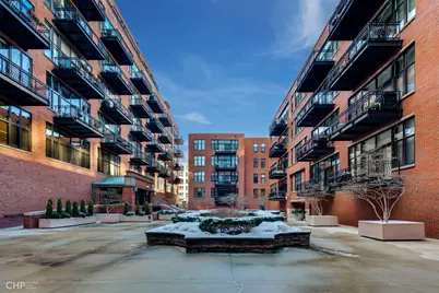 333 W Hubbard Street #412, Chicago, IL 60654 - Photo 5