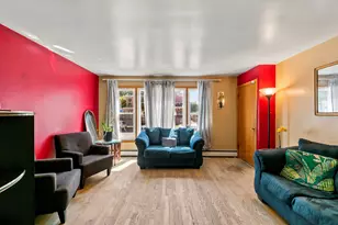 6842 S Campbell Ave, Chicago, IL 60629 - Photo 3