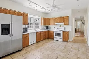 4035 N Albany Ave, Chicago, IL 60618 - Photo 7