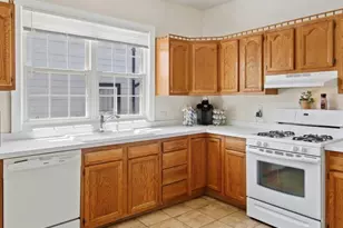 4035 N Albany Ave, Chicago, IL 60618 - Photo 9