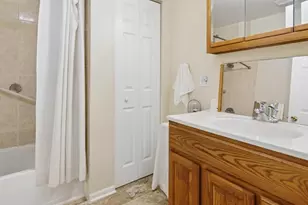 4035 N Albany Ave, Chicago, IL 60618 - Photo 21