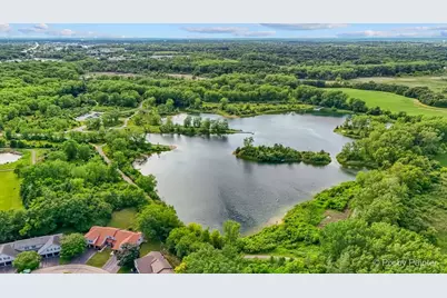 902 Oak Valley Drive, Cary, IL 60013 - Photo 27