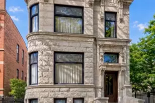 1646 N Leavitt St, Chicago, IL 60647 - Photo 1