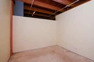 375 W Erie St, Chicago, IL 60610 - Photo 15