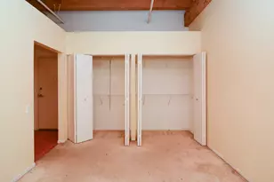 375 W Erie St, Chicago, IL 60610 - Photo 13