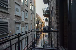 375 W Erie St, Chicago, IL 60610 - Photo 19