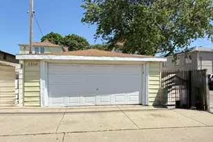 1310 N 24th Ave, Melrose Park, IL 60160 - Photo 7