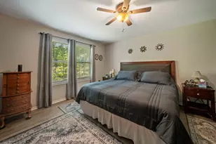 620 Chelsea Ct, Elgin, IL 60123 - Photo 13