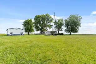 754 N 14th Rd, Streator, IL 61364 - Photo 33