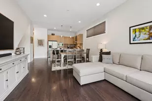 2910 W Palmer St, Chicago, IL 60647 - Photo 5