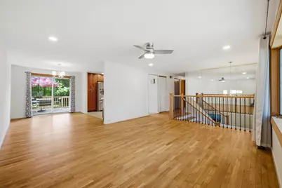 1033 Lowell Lane, Schaumburg, IL 60193 - Photo 5