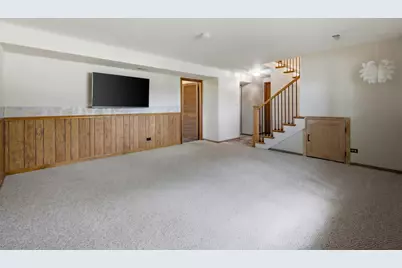1033 Lowell Lane, Schaumburg, IL 60193 - Photo 19