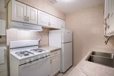 876 Blossom Lane #203, Prospect Heights, IL 60070 - Photo 9