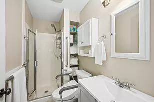 750 Marston Ave, Glen Ellyn, IL 60137 - Photo 17
