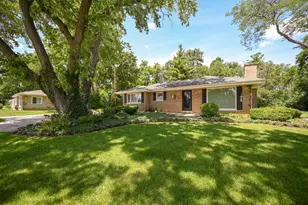 750 Marston Ave, Glen Ellyn, IL 60137 - Photo 5