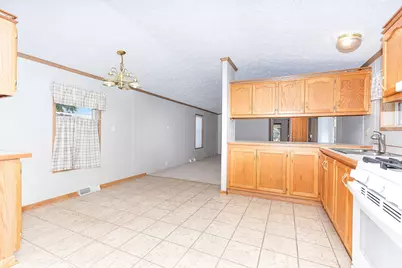 13 Countryside Estates, Sandwich, IL 60548 - Photo 9