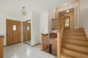 9414 Ozanam Ave, Morton Grove, IL 60053 - Photo 9