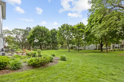 1175 Regency Drive, Schaumburg, IL 60193 - Photo 25