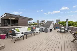 1510 N Cleveland Ave, Chicago, IL 60610 - Photo 3