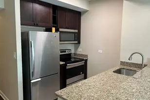 130 N Garland Ct, Chicago, IL 60602 - Photo 5