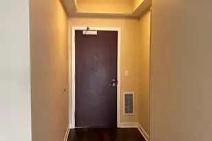 130 N Garland Ct, Chicago, IL 60602 - Photo 3