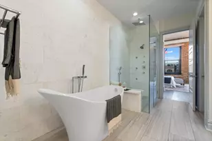 401 N Aberdeen St, Chicago, IL 60642 - Photo 27