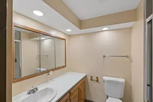 2211 S Stewart Ave, Lombard, IL 60148 - Photo 19