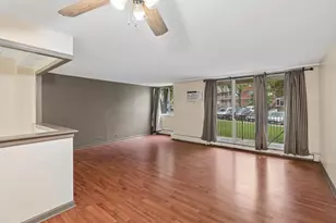 2211 S Stewart Ave, Lombard, IL 60148 - Photo 5