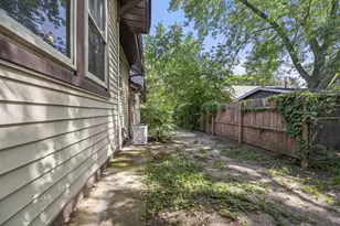 1611 Yonge St, Rockford, IL 61103 - Photo 41
