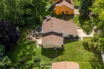 871 N Gladstone Avenue, Aurora, IL 60506 - Photo 33