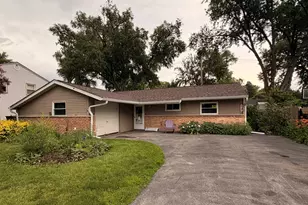144 N Pinecrest Rd, Bolingbrook, IL 60440 - Photo 1