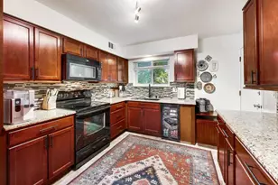 900 S Plum Grove Rd, Palatine, IL 60067 - Photo 9