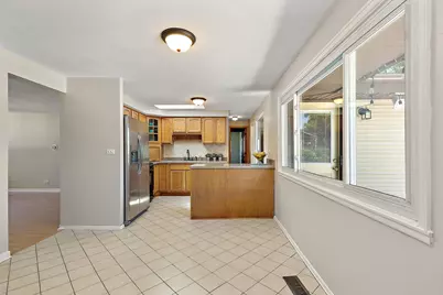 616 Clover Lane, Schaumburg, IL 60193 - Photo 7