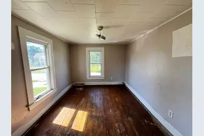 302 E Prospect Street, Kewanee, IL 61443 - Photo 13