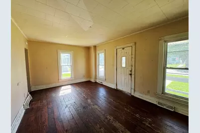 302 E Prospect Street, Kewanee, IL 61443 - Photo 9