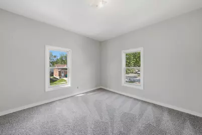 427 W Marion Street, Joliet, IL 60436 - Photo 9