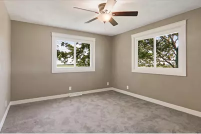 21184 Allentown Road, Pekin, IL 61554 - Photo 23