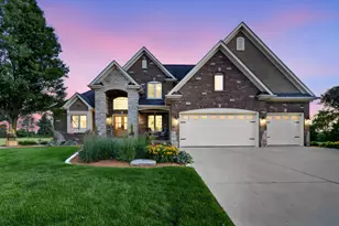 5728 Waters Edge Ct, Yorkville, IL 60560 - Photo 7