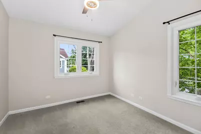 1815 Crain Street, Evanston, IL 60202 - Photo 17