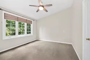 1815 Crain St, Evanston, IL 60202 - Photo 15