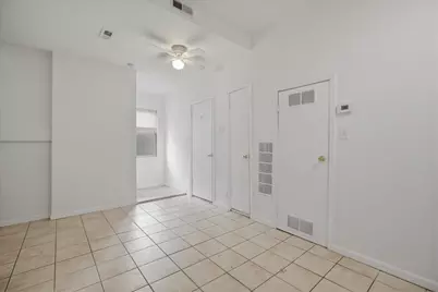 3859 N Whipple Street, Chicago, IL 60618 - Photo 31