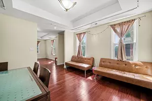 217 Michigan St, Elgin, IL 60120 - Photo 9