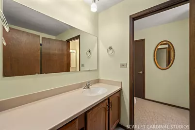 2120 Meadow Drive, Lindenhurst, IL 60046 - Photo 19