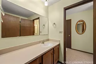 2120 Meadow Dr, Lindenhurst, IL 60046 - Photo 19