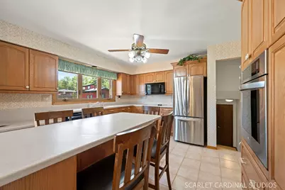 2120 Meadow Drive, Lindenhurst, IL 60046 - Photo 13