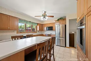 2120 Meadow Dr, Lindenhurst, IL 60046 - Photo 13