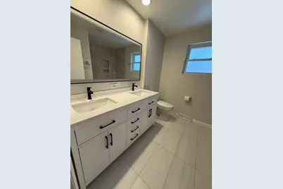 1S526 Nimitz Road, Oakbrook Terrace, IL 60181 - Photo 7
